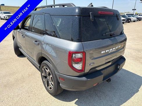 Certified 2022 Ford Bronco Sport Outer Banks w/ Tech Package AWD/4WD image 8