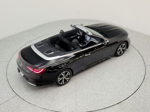 Certified 2025 Mercedes-Benz CLE 300 4MATIC Cabriolet image 26