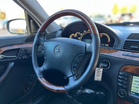 Used 2004 Mercedes-Benz S 500 4MATIC image 11