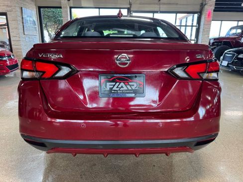 Used 2020 Nissan Versa SR FWD image 6