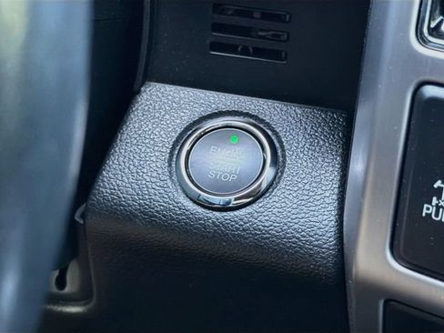 Used 2019 Ford F150 Platinum w/ Equipment Group 701A Luxury AWD/4WD image 35