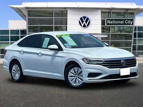 Used 2019 Volkswagen Jetta S w/ Driver Assistance Package FWD image 2