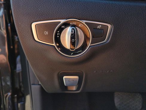 Used 2022 Mercedes-Benz E 350 Sedan image 24