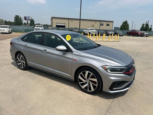 Used 2019 Volkswagen Jetta GLI FWD image 35