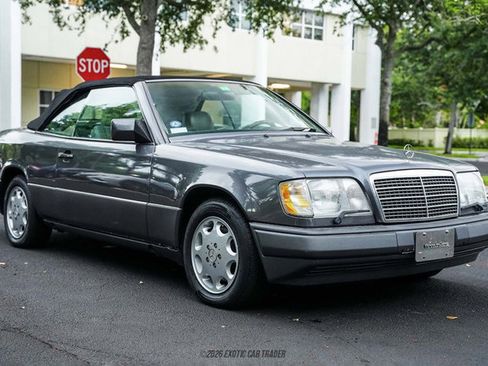 Used 1995 Mercedes-Benz E 320 Convertible image 20