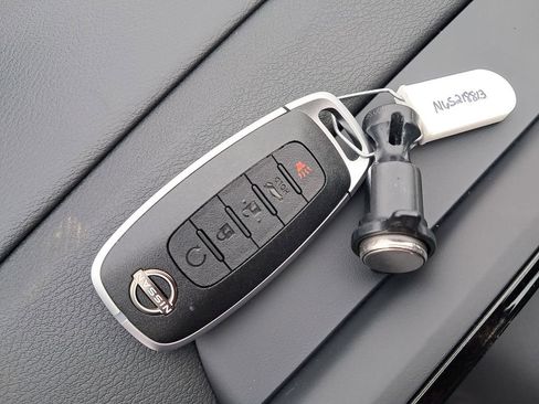 New 2026 Nissan Sentra SR w/ SR Premium Package image 30