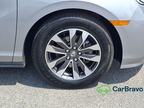 Used 2024 Honda Odyssey EX-L image 8
