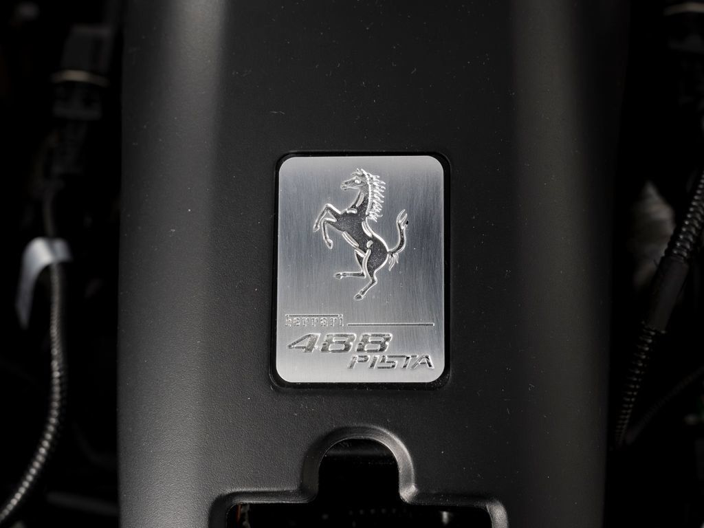Used 2020 Ferrari 488 Pista Coupe RWD image 65