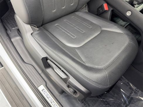 Used 2021 Land Rover Defender 90 X-Dynamic S image 42