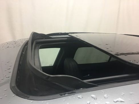 Used 2024 Chevrolet Equinox EV RS image 38