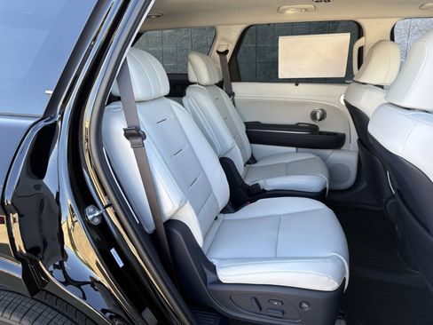 Certified 2026 Hyundai Palisade Calligraphy AWD/4WD image 28