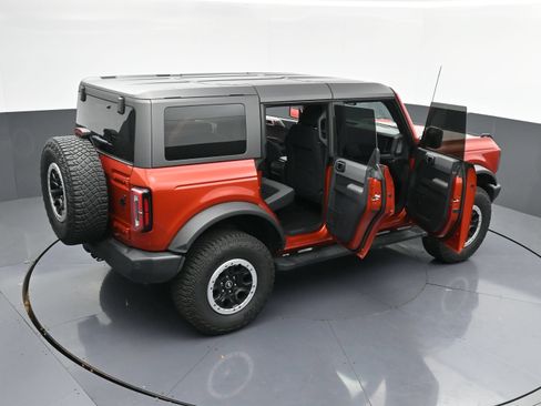 Used 2023 Ford Bronco Big Bend w/ Sasquatch Package AWD/4WD image 45