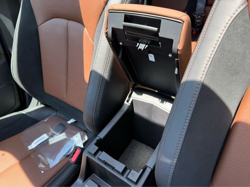 New 2026 Subaru Forester Touring AWD/4WD image 33