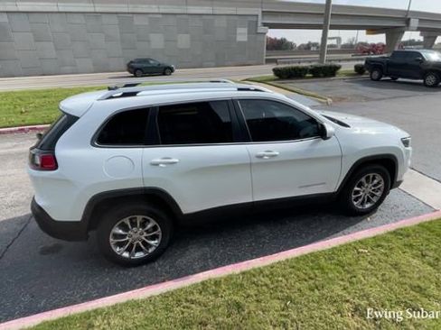 Used 2021 Jeep Cherokee Latitude Lux image 6