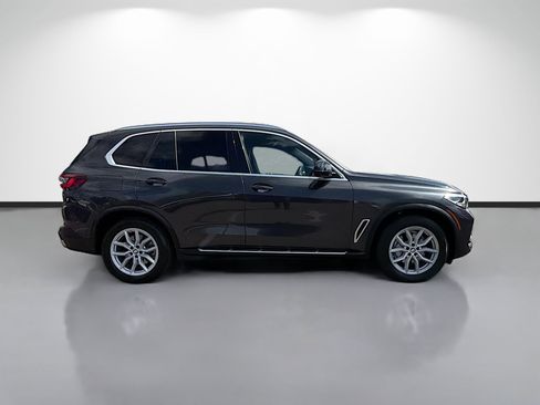 Used 2023 BMW X5 sDrive40i RWD image 2