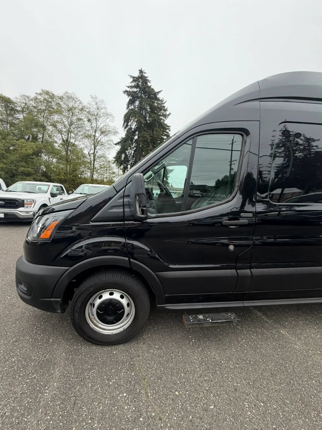 Used 2020 Ford Transit 250 148 High Roof Extended w/ Load Area Protection Package RWD image 10