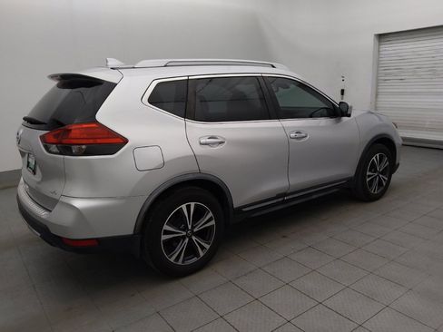 Used 2017 Nissan Rogue SL FWD image 10