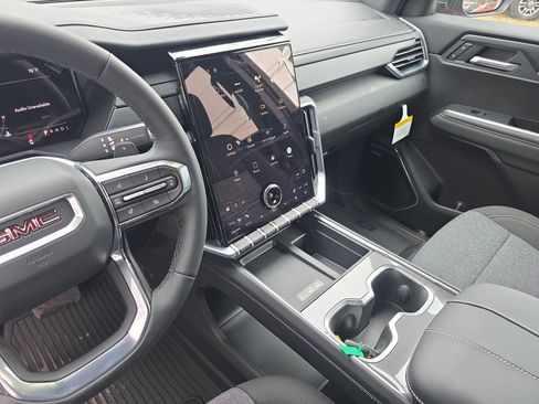 New 2026 GMC Acadia Elevation w/ LPO, Floor Liner Package image 25