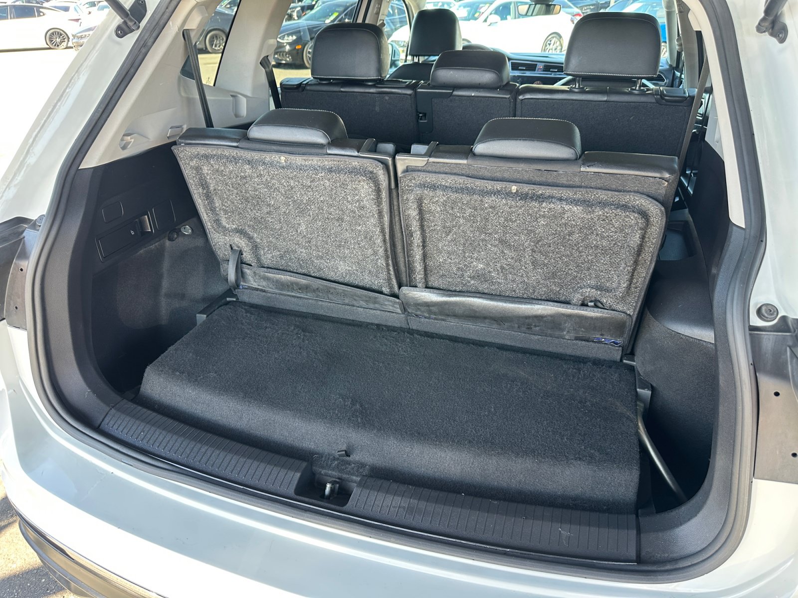 Used 2023 Volkswagen Tiguan SE FWD image 26