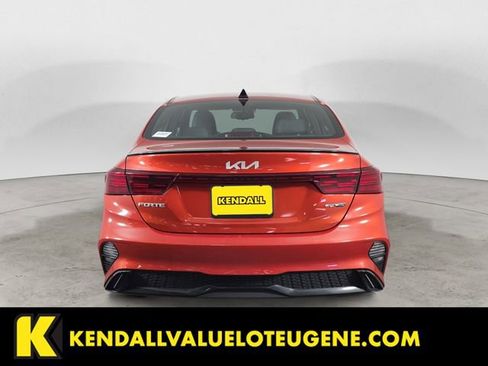 Used 2022 Kia Forte GT-Line w/ GT-Line Premium Package FWD image 4