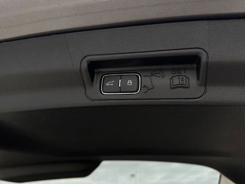 New 2026 Ford Explorer Active w/ Active Comfort Package image 32