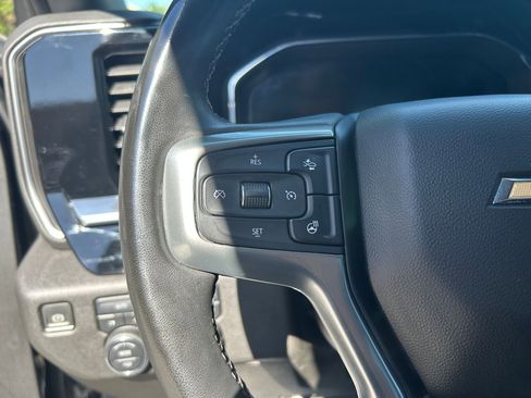 Used 2023 Chevrolet Silverado 1500 LT AWD/4WD image 15