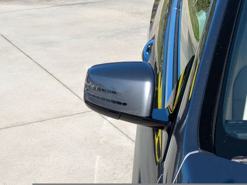 Used 2017 Mercedes-Benz E 550 Cabriolet image 8