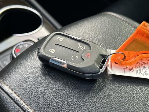 Used 2021 GMC Acadia AT4 w/ Technology Package image 35