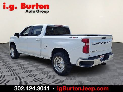 Used 2025 Chevrolet Silverado 1500 LT w/ LPO, Dark Essentials Package AWD/4WD image 4