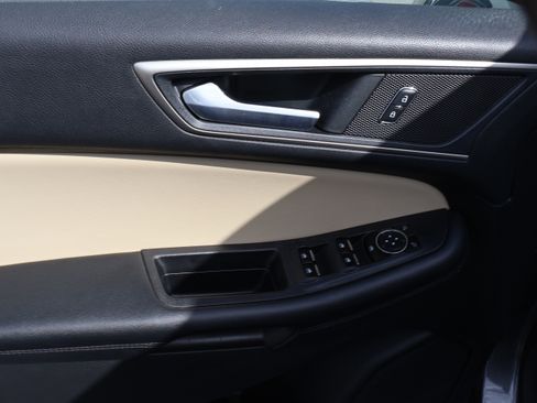 Used 2022 Ford Edge SEL image 24