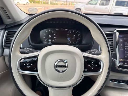 Used 2016 Volvo XC90 T5 Momentum AWD/4WD image 23