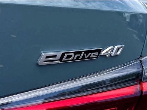Used 2025 BMW i4 eDrive40 w/ M Sport Package RWD image 24
