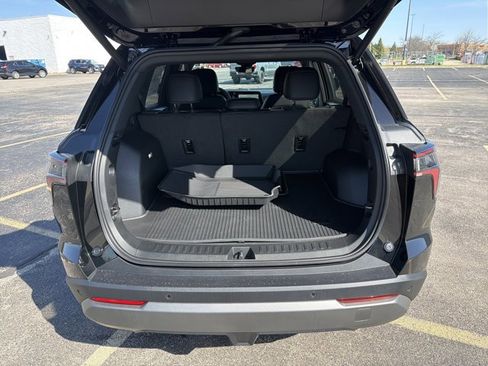 New 2026 Chevrolet Equinox LT w/ Convenience Package II AWD/4WD image 33