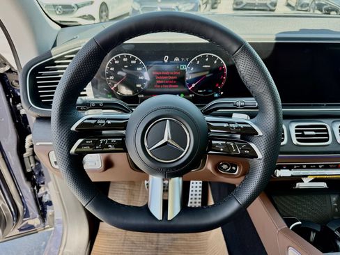 New 2026 Mercedes-Benz GLS 450 4MATIC image 22