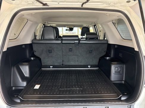 Used 2021 Toyota 4Runner Limited image 18