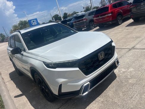 Used 2024 Honda CR-V Sport Touring image 3