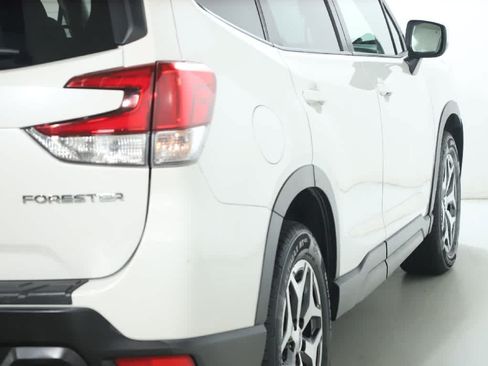 Used 2020 Subaru Forester Premium w/ Popular Package #1 AWD/4WD image 46