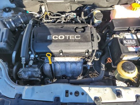 Used 2009 Chevrolet Aveo LT w/ Power and Convenience Package image 16