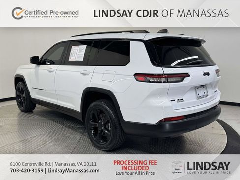 Used 2023 Jeep Grand Cherokee L Limited w/ Black Appearance Package AWD/4WD image 7