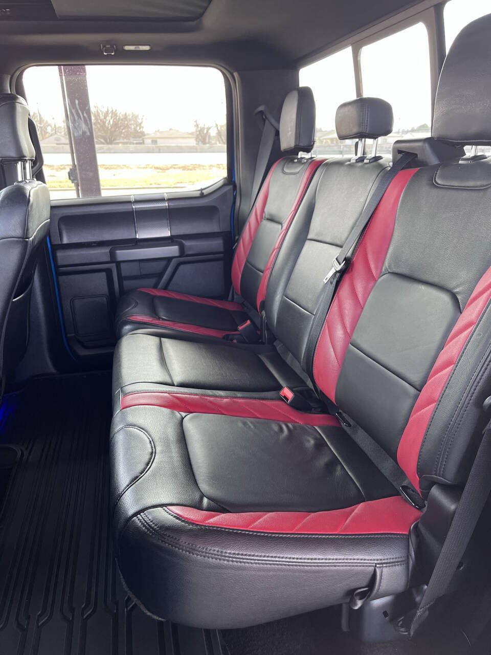 Used 2019 Ford F150 XLT w/ Equipment Group 302A Luxury AWD/4WD image 19