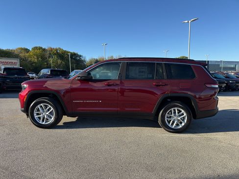 New 2025 Jeep Grand Cherokee L Laredo w/ Luxury Tech Group I image 6