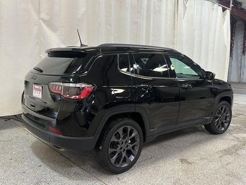 Used 2021 Jeep Compass Latitude AWD/4WD image 4