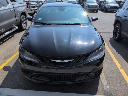 Used 2015 Chrysler 200 S w/ Navigation & Sound Group I FWD image 2
