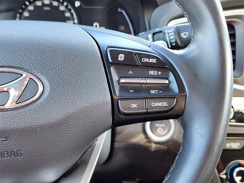 Used 2019 Hyundai Ioniq Electric image 16