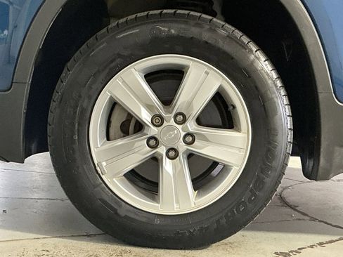 Used 2019 Chevrolet Trax LT w/ Driver Confidence Package AWD/4WD image 13