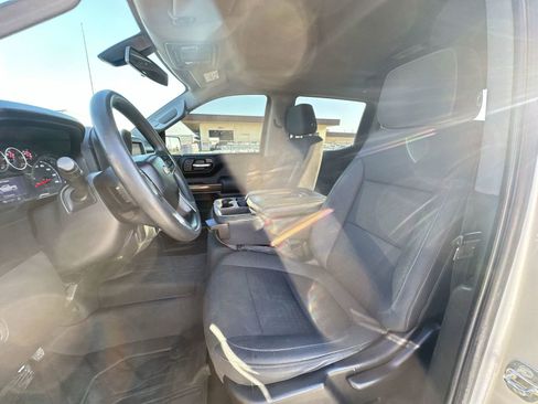 Used 2020 Chevrolet Silverado 1500 LT image 17