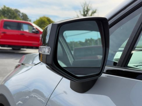 Used 2025 Kia Sportage X-Line w/ Premium Package image 37