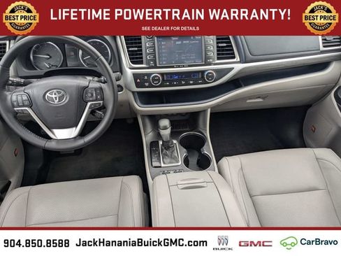 Used 2018 Toyota Highlander FWD V6 image 14