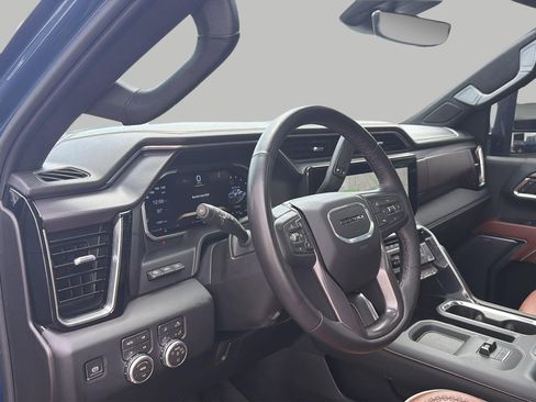 Used 2026 GMC Sierra 3500 Denali Ultimate AWD/4WD image 25