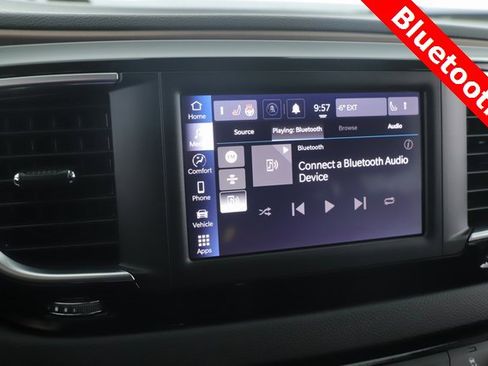 Used 2024 Chrysler Voyager LX image 5